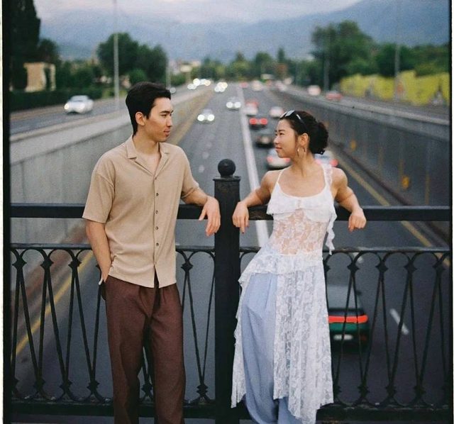 Love Story фотосессия в Алматы — фотосъёмка для пар в студии или на улице